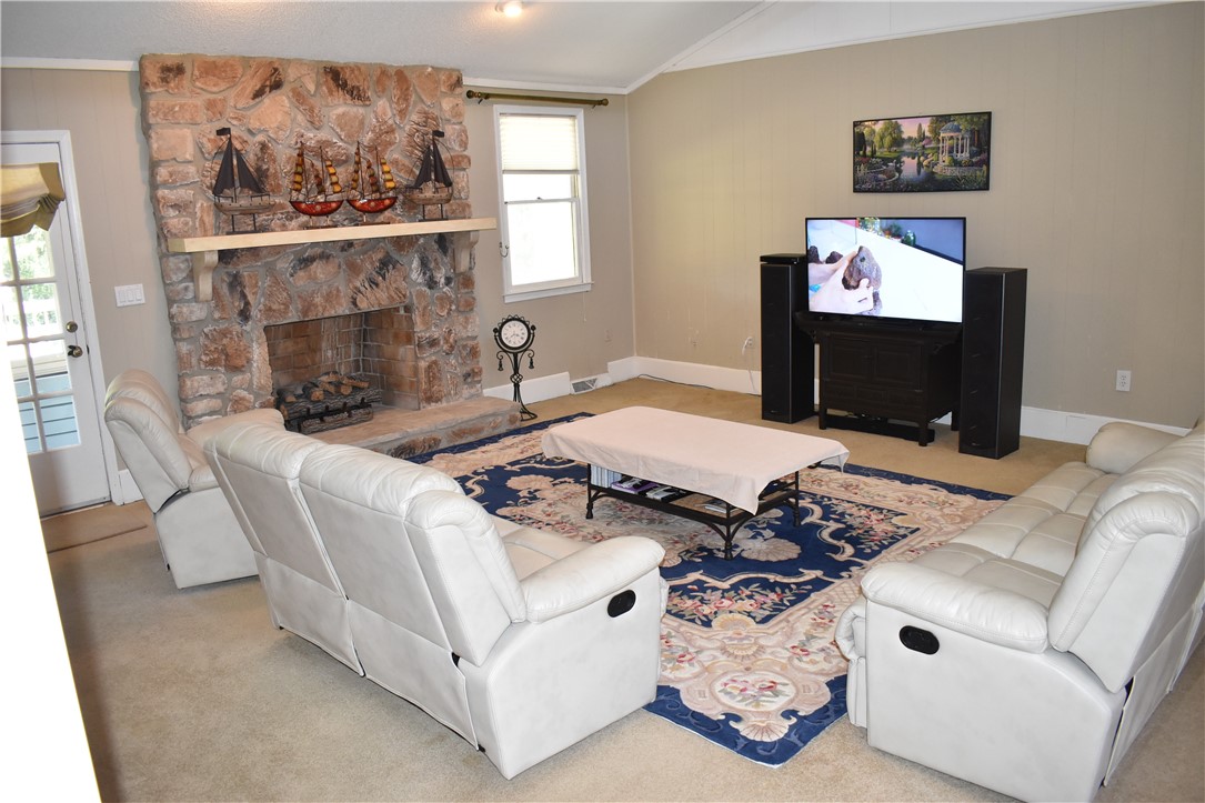 102 Acorn Drive Anderson, SC 29621 - Photo 3 of 27