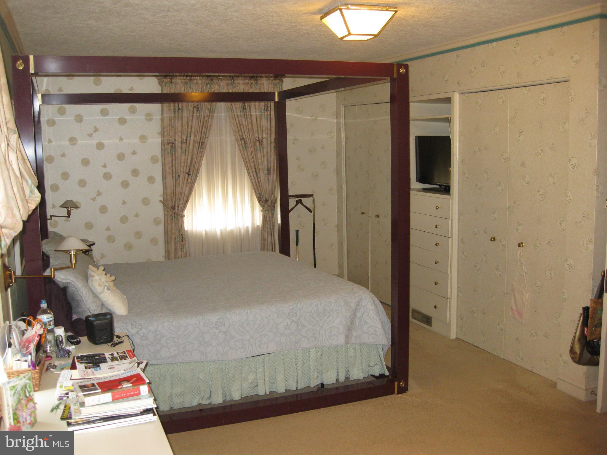 3311 Fallstaff Road Baltimore, MD 21215 - Photo 20 of 30 Master suite with large closets and built ins