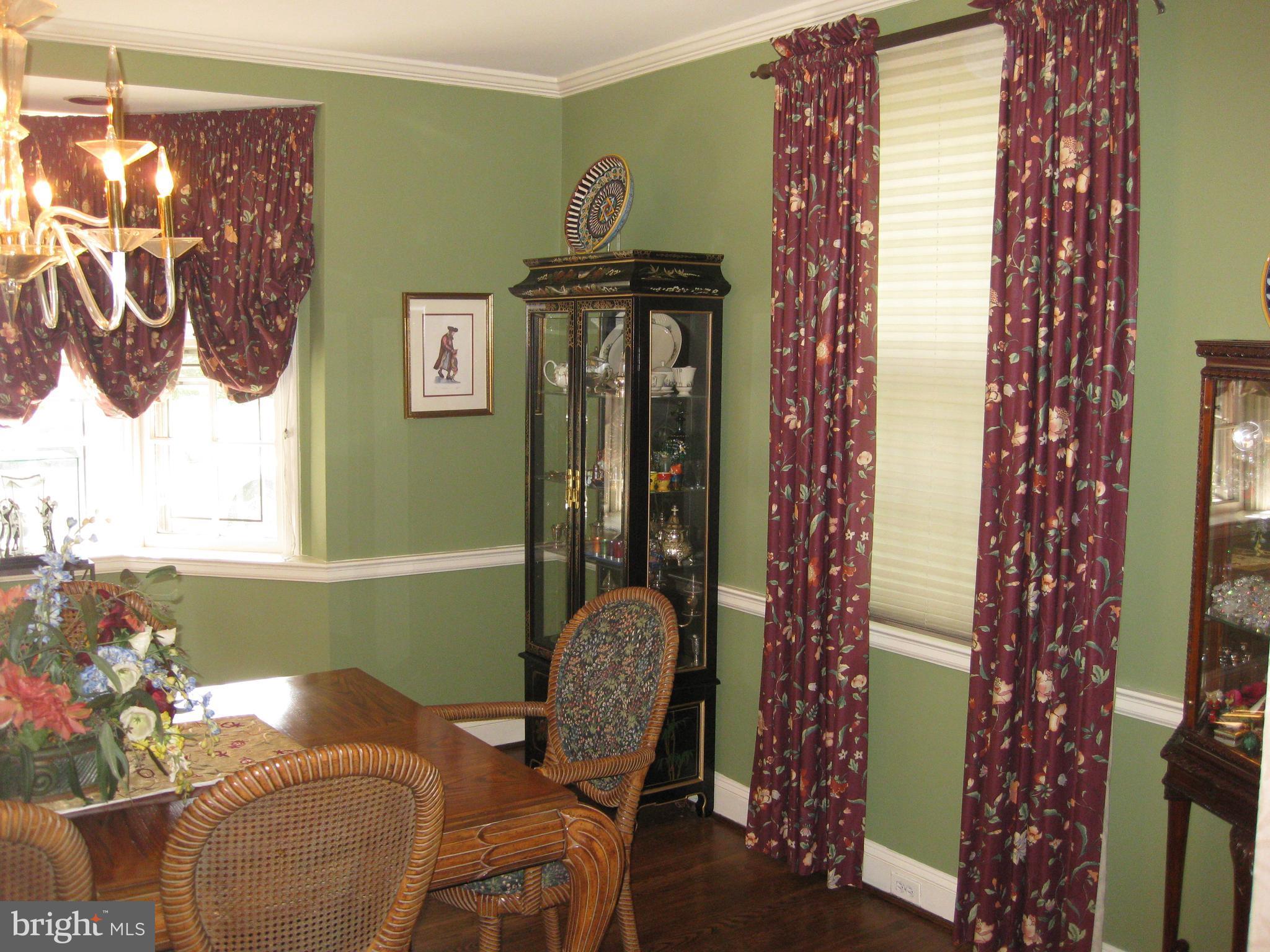 3311 Fallstaff Road Baltimore, MD 21215 - Photo 10 of 30 Dining Room