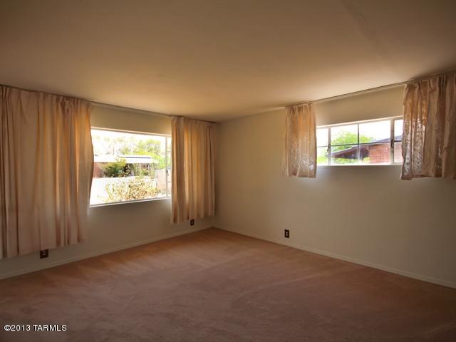 1230 East Allen Road Tucson, AZ 85719 - Photo 6 of 32 Gallery Image 6