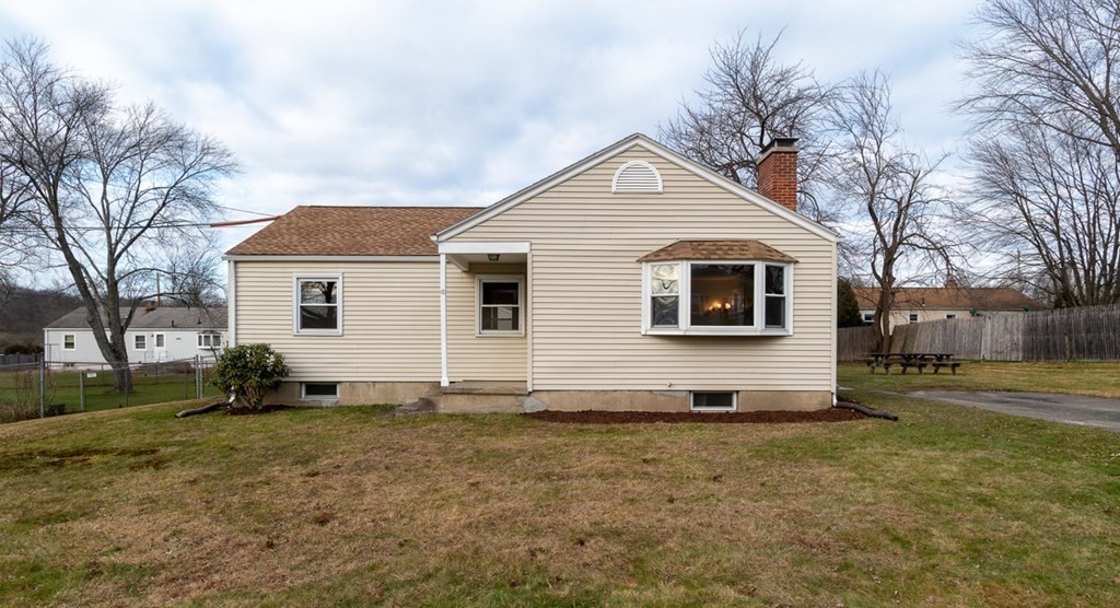 10 Ranger Street South Hadley, MA 01075 - Photo 1 of 33 Gallery Image 1