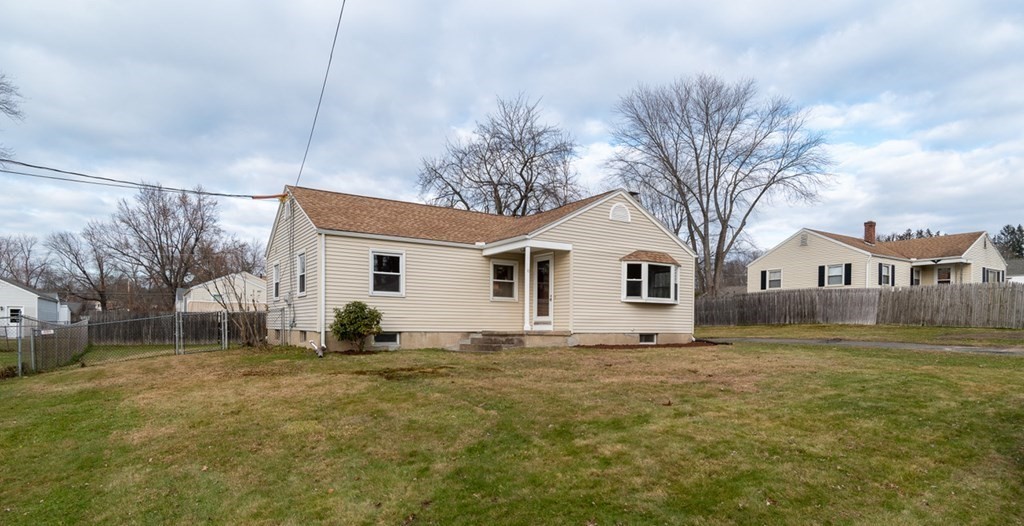 10 Ranger Street South Hadley, MA 01075 - Photo 2 of 33 Gallery Image 2