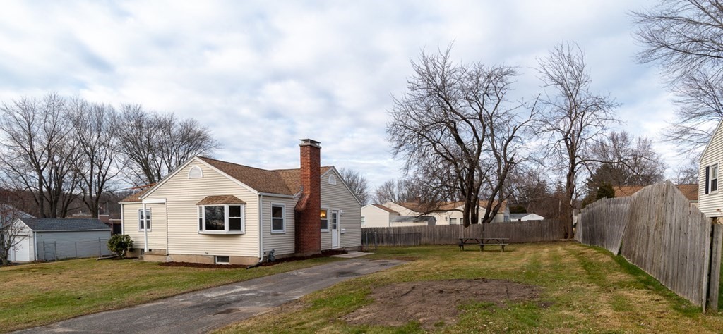 10 Ranger Street South Hadley, MA 01075 - Photo 3 of 33 Gallery Image 3