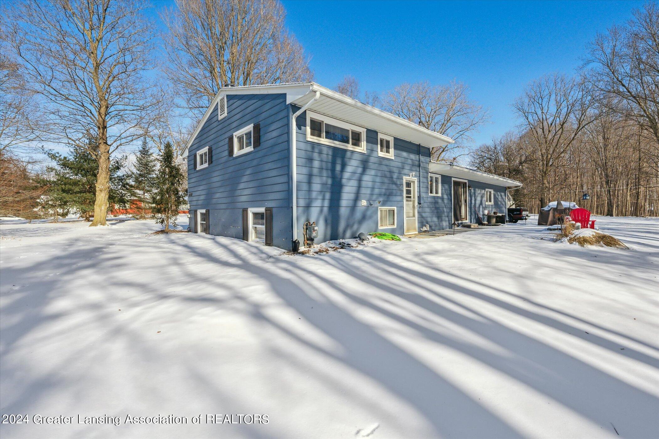 2820 Gramer Road Webberville, MI 48892 - Photo 28 of 49 Exterior Rear1