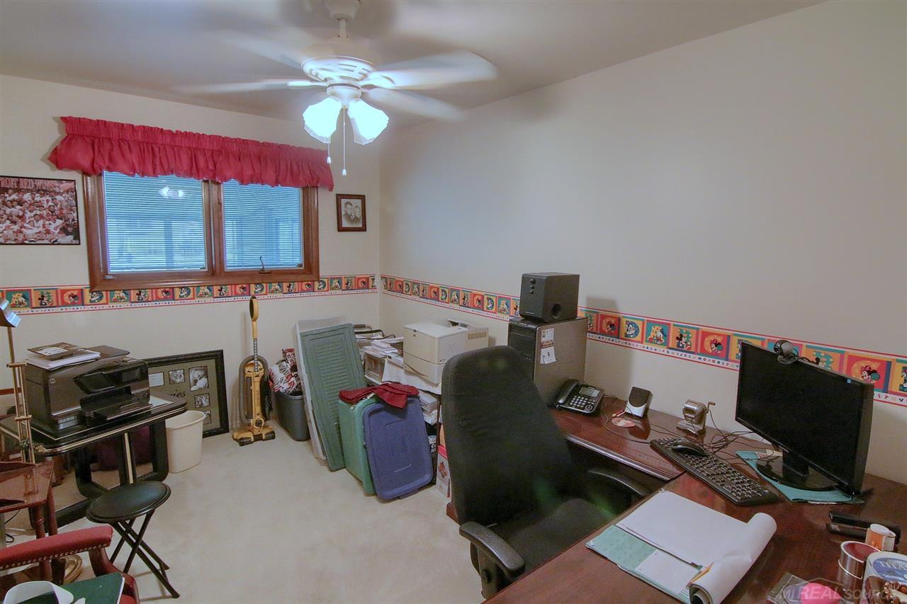 35388 Shell Drive Sterling Heights, MI 48310 - Photo 23 of 33