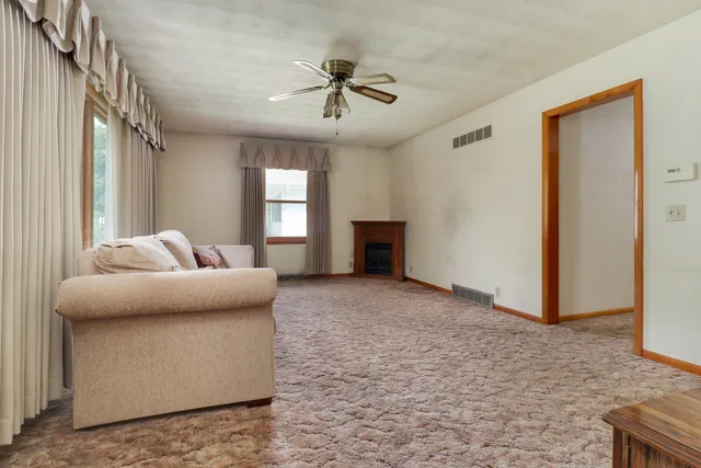 $160,000 | 612 South Oak Street, Delavan, IL 61734