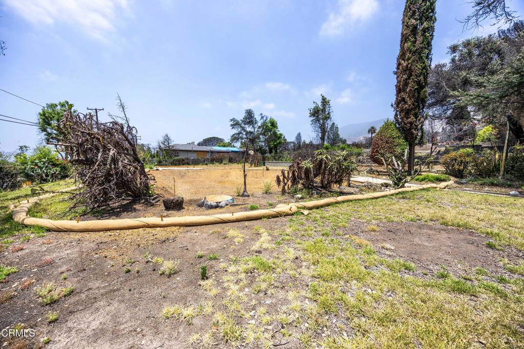 2989 Santa Rosa Avenue Altadena, CA 91001 - Photo 8 of 9 a view of a water fountain in a yard