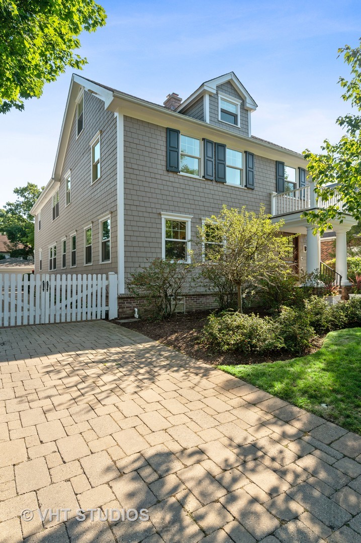 452 Sunset Road Winnetka, IL 60093 - Photo 3 of 55
