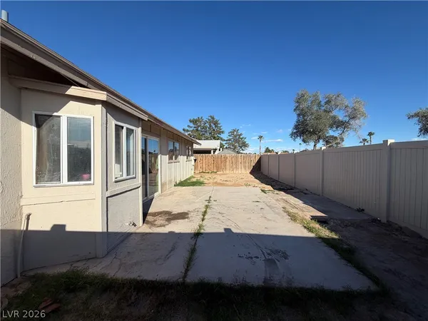 $1,850 | 5971 Via Capri, Las Vegas, NV 89122