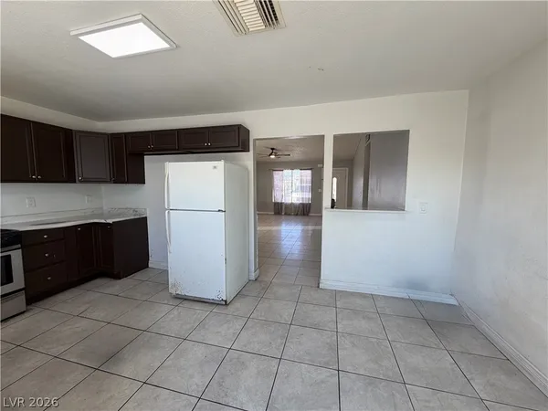 $1,850 | 5971 Via Capri, Las Vegas, NV 89122