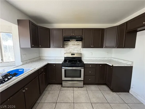 $1,850 | 5971 Via Capri, Las Vegas, NV 89122