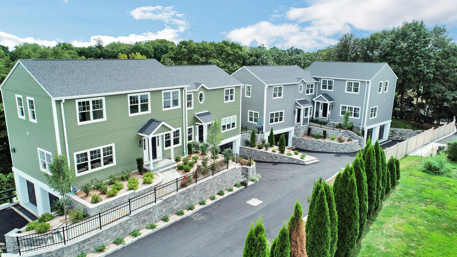 8 View Street, Unit 7 Greenwich, CT 06830 - Photo 20 of 26 Viewstone. Professionally Landscaped