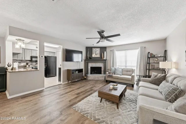 $159,000 | 1304 E Bayou, Unit 1A, Lafayette, LA 70508