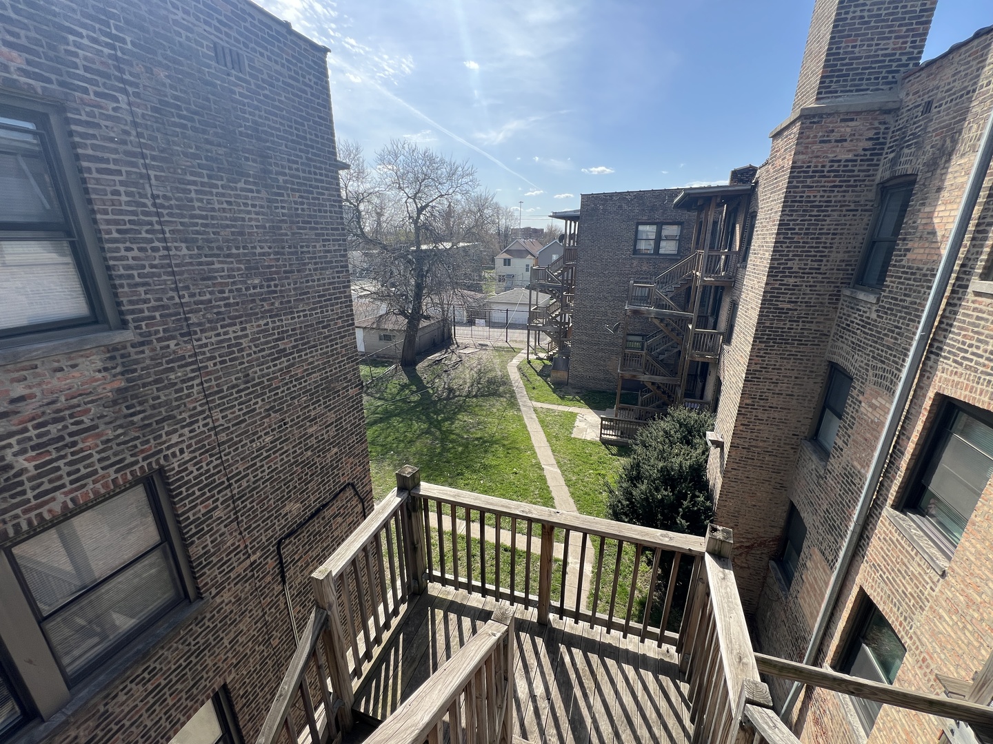 6902 South Michigan Avenue, Unit 3S Chicago, IL 60637 - Photo 8 of 8 a view of balcony with furniture