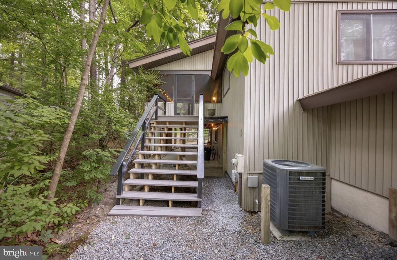 5 Falcon Bridge Road Ocean Pines, MD 21811 - Photo 4 of 59 a view of outdoor space and deck