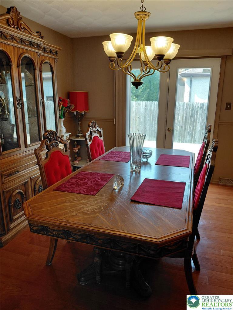 2802 Windy Hill Road Allentown, PA 18103 - Photo 10 of 36 Formal Dining Room