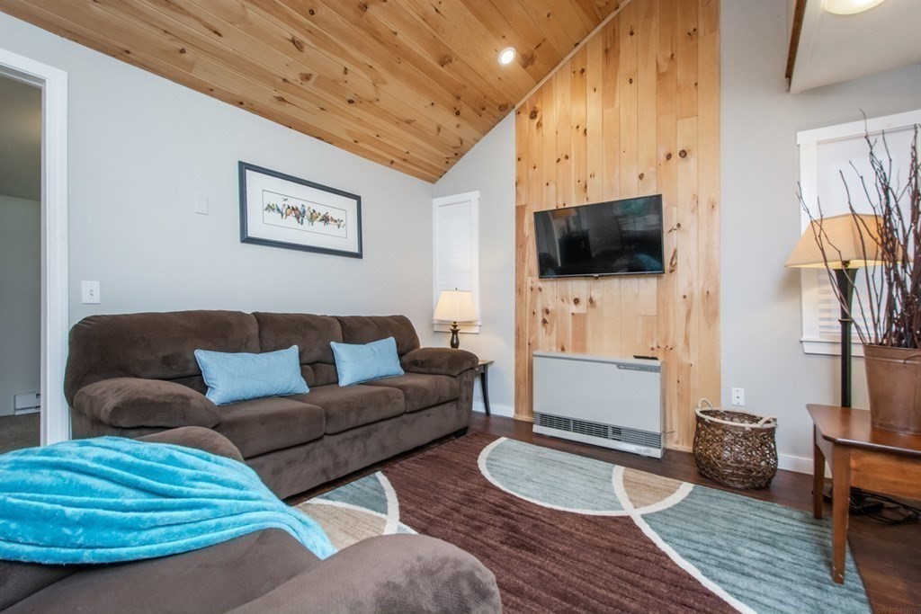 8 Peters Avenue Rutland, MA 01543 - Photo 23 of 41