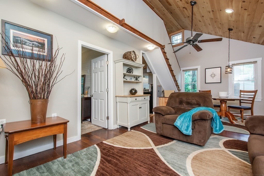 8 Peters Avenue Rutland, MA 01543 - Photo 26 of 41