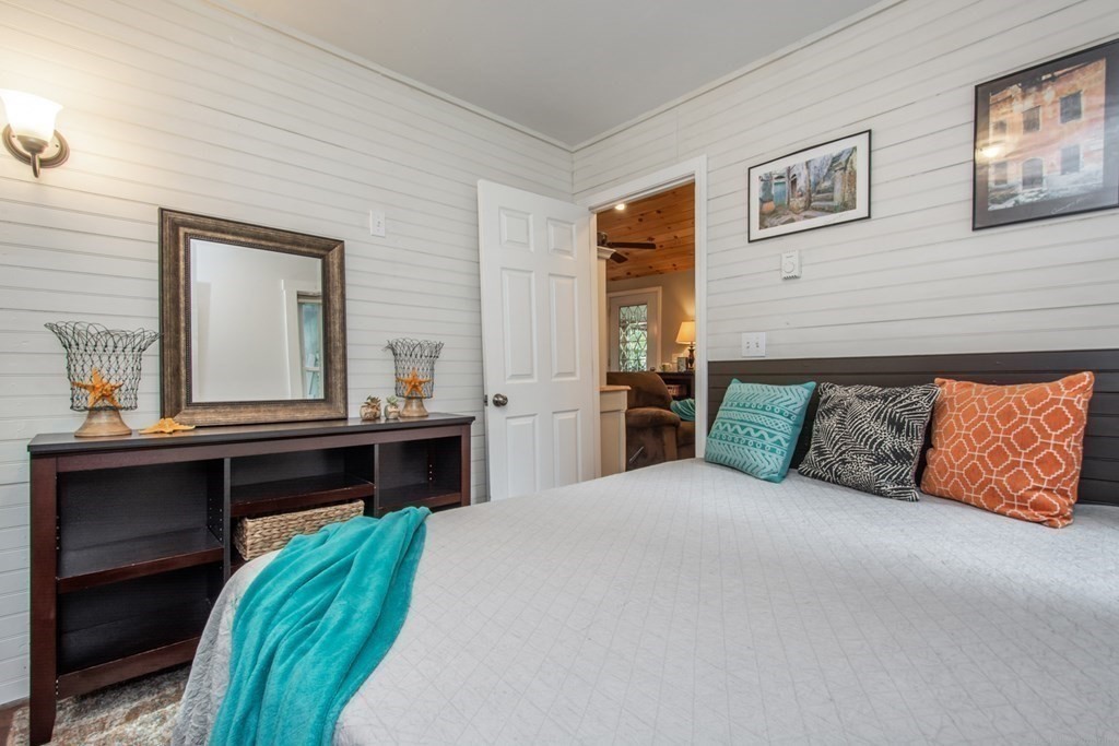 8 Peters Avenue Rutland, MA 01543 - Photo 33 of 41
