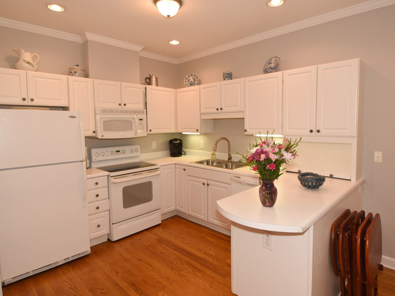 3005 Anderson Drive, Unit 101 Raleigh, NC 27609 - Photo 3 of 25 Photo 3