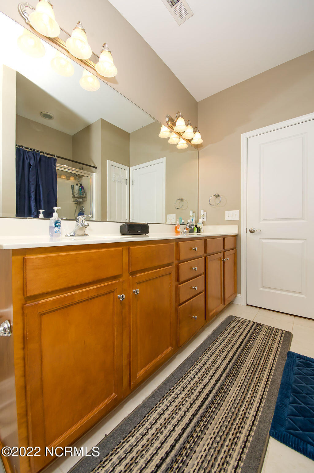 223 Emerald Ridge Road Jacksonville, NC 28546 - Photo 27 of 51 24ABE30E-700C-4730-ABD7-94E07738DE97_1_1