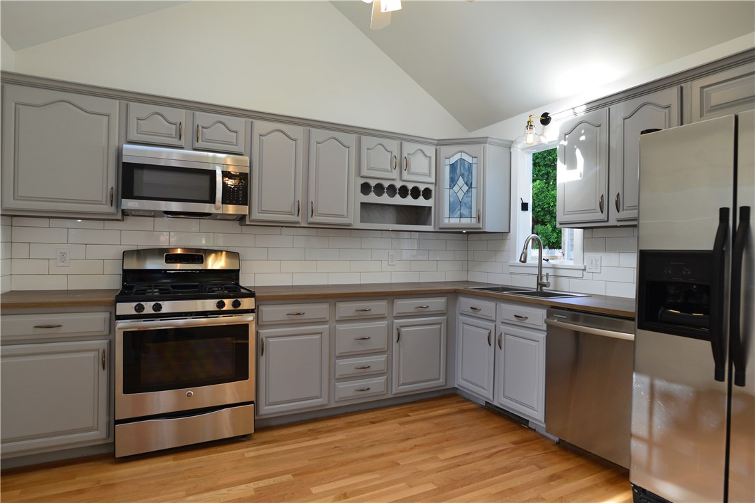 45 Admiral Kalbfus Road Newport, RI 02840 - Photo 14 of 32 Gallery Image 14