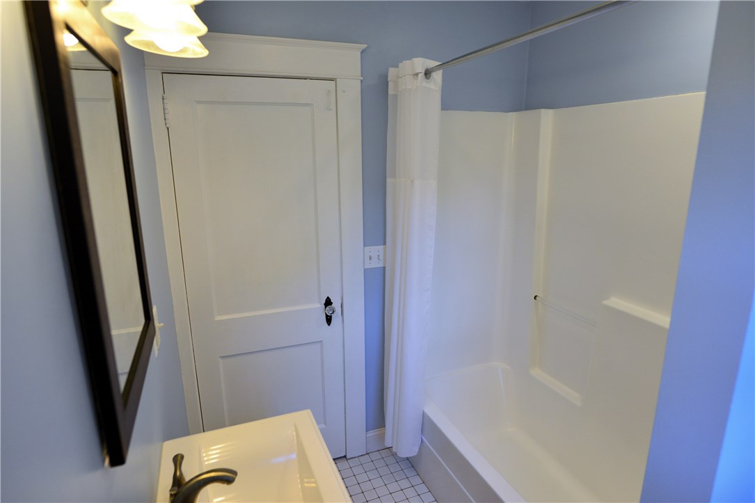 45 Admiral Kalbfus Road Newport, RI 02840 - Photo 20 of 32 Gallery Image 20