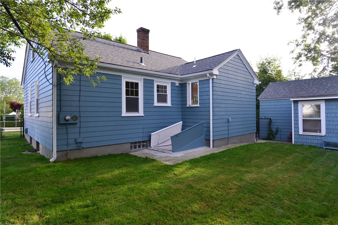 45 Admiral Kalbfus Road Newport, RI 02840 - Photo 5 of 32 Gallery Image 5