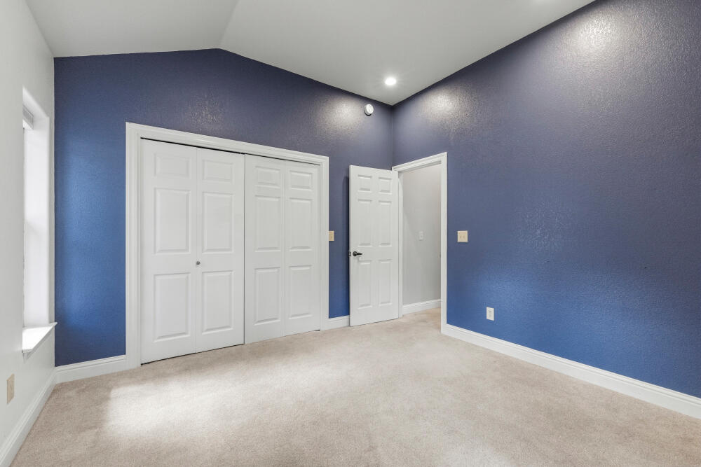 11756 Merganser Road Klamath Falls, OR 97601 - Photo 45 of 73 Bedroom #3 Main Level