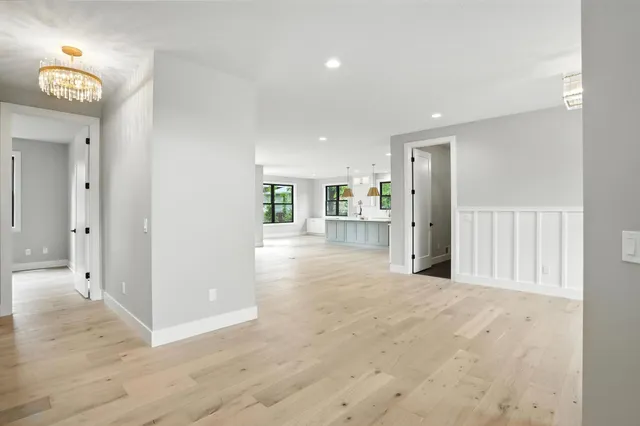 $1,647,900 | 5034 Sparrow Road, Minnetonka, MN 55345