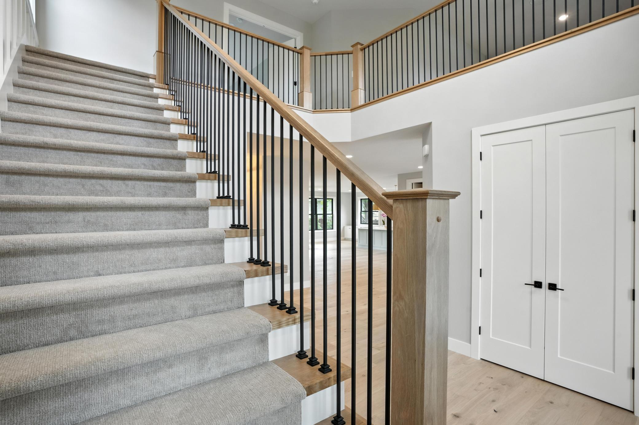 5034 Sparrow Road Minnetonka, MN 55345 - Photo 9 of 13