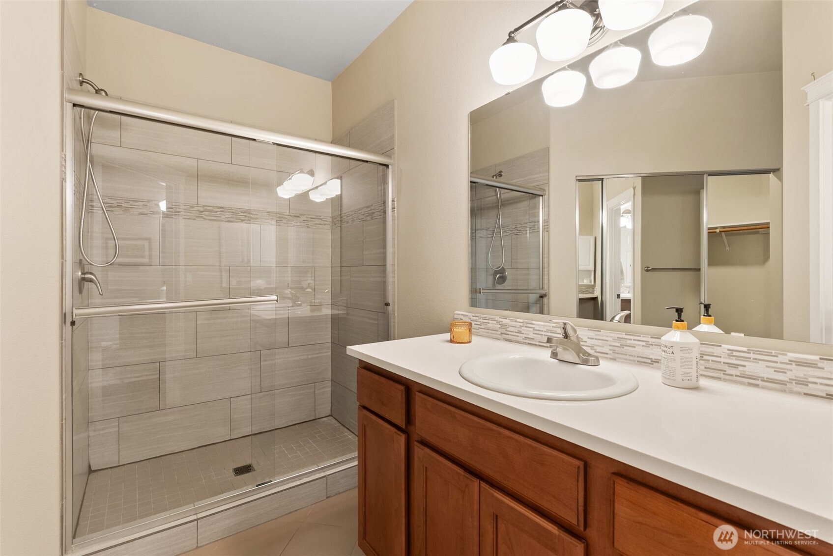 4649 Rochelle Street Southeast Lacey, WA 98503 - Photo 22 of 35