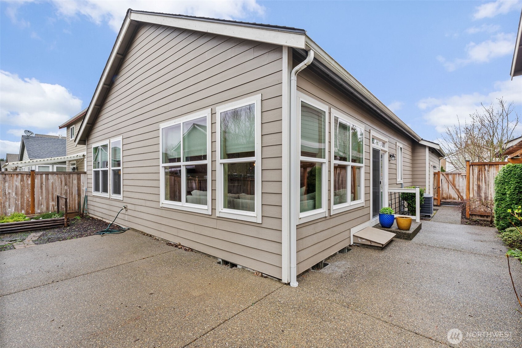 4649 Rochelle Street Southeast Lacey, WA 98503 - Photo 29 of 35