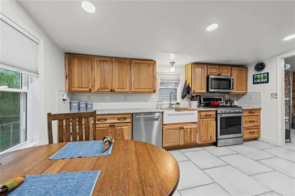 $275,000 | 605 4 Street, Weston, MO 64098