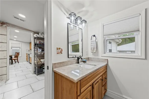 $275,000 | 605 4 Street, Weston, MO 64098