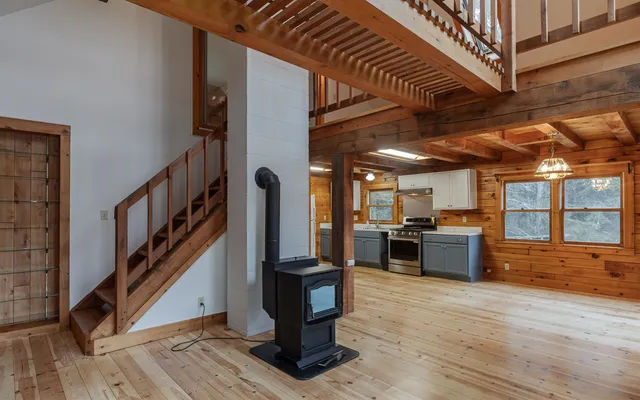 $460,000 | 258 Valley Road, Sullivan, NH 03445