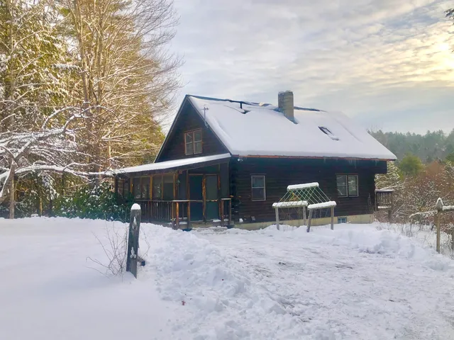 $460,000 | 258 Valley Road, Sullivan, NH 03445