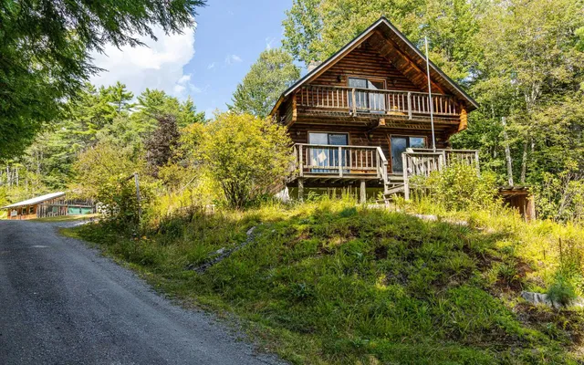 $460,000 | 258 Valley Road, Sullivan, NH 03445