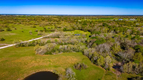 a view of an ocean from a yard