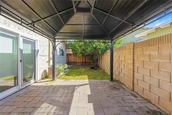 $650,000 | 11736 215th Street, Lakewood, CA 90715