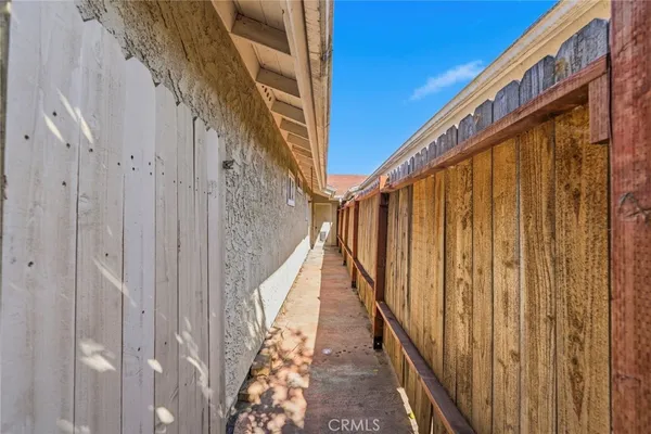 $650,000 | 11736 215th Street, Lakewood, CA 90715