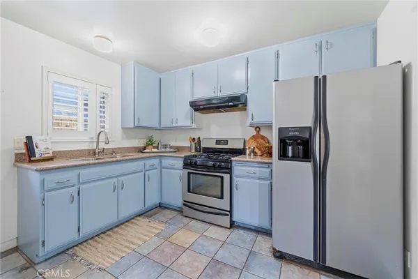 $650,000 | 11736 215th Street, Lakewood, CA 90715