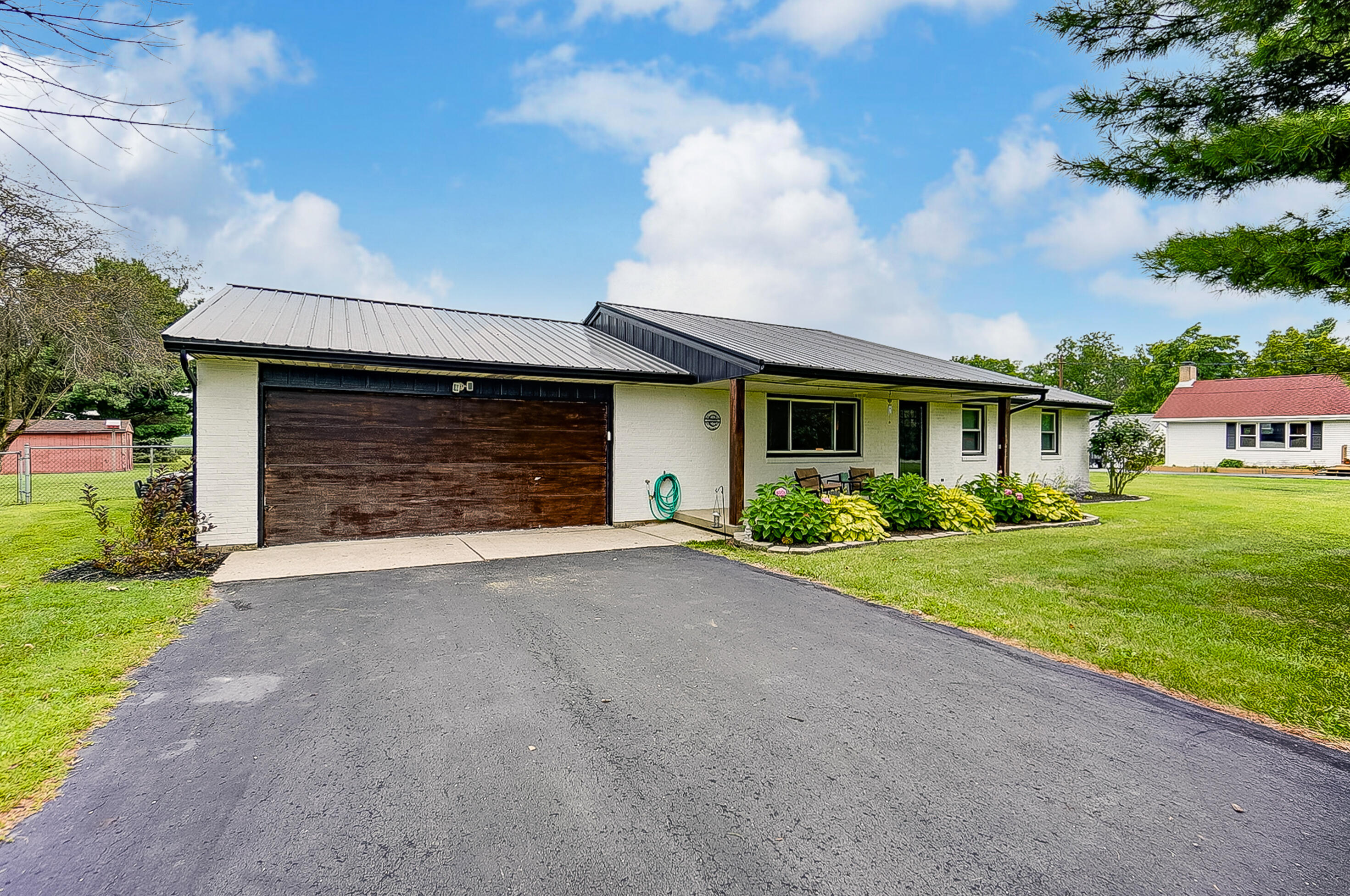 2990 Old Clifton Road Springfield, OH 45502 - Photo 1 of 35