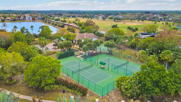 $899,000 | 4450 Southwest Long Bay Drive, Palm City, FL 34990