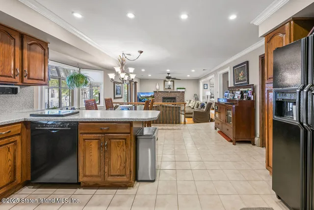 $1,280,000 | 174 Tallman Street | Annadale