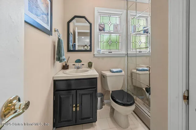 $1,280,000 | 174 Tallman Street | Annadale