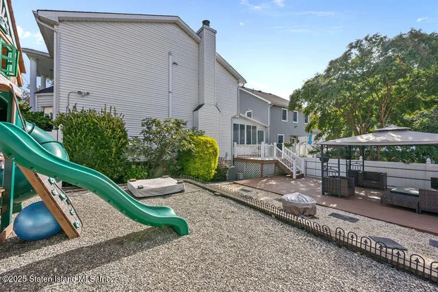 $1,280,000 | 174 Tallman Street | Annadale