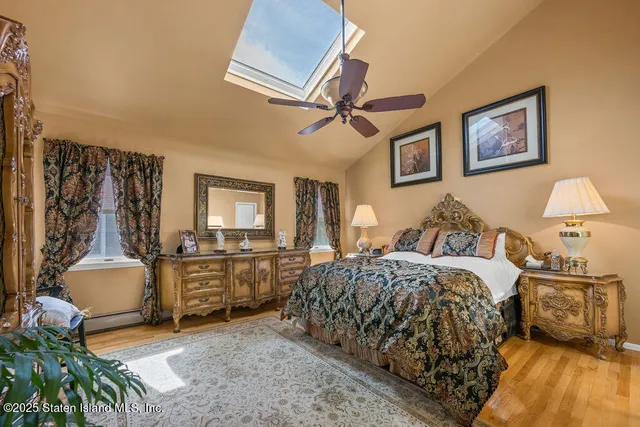 $1,280,000 | 174 Tallman Street | Annadale