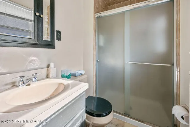 $1,280,000 | 174 Tallman Street | Annadale