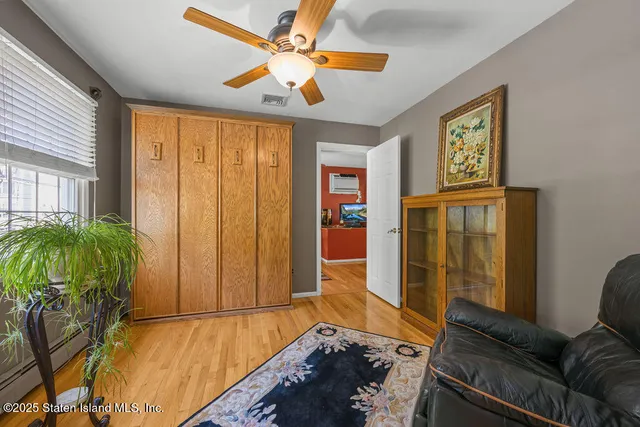 $1,280,000 | 174 Tallman Street | Annadale